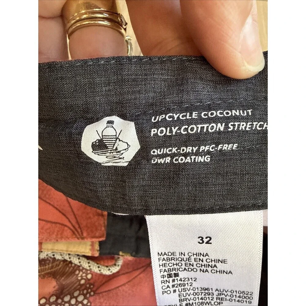 VISSLA boardshorts men